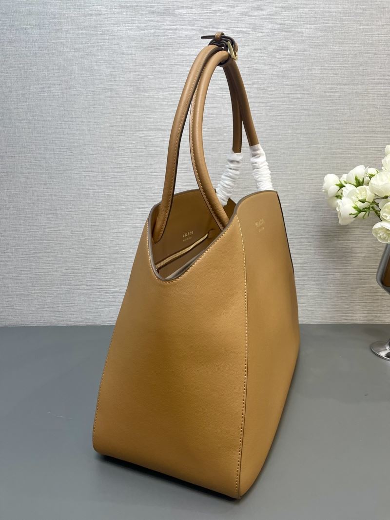 Pra*a top handle bags